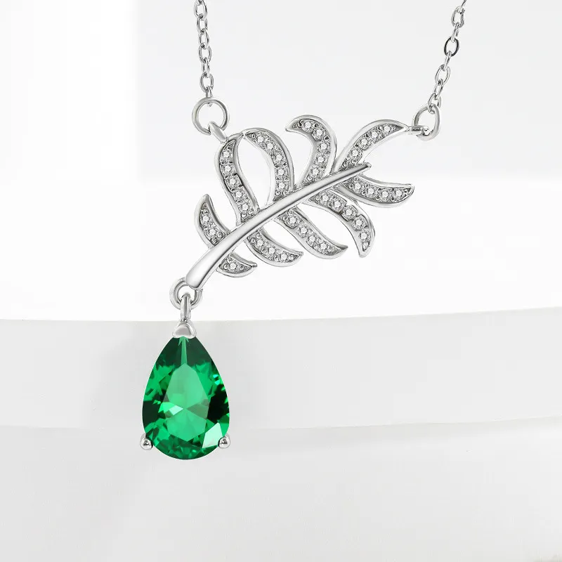 Creative Leaf Inlaid Imitation Emerald Necklace, European and American Jewelry Green-2