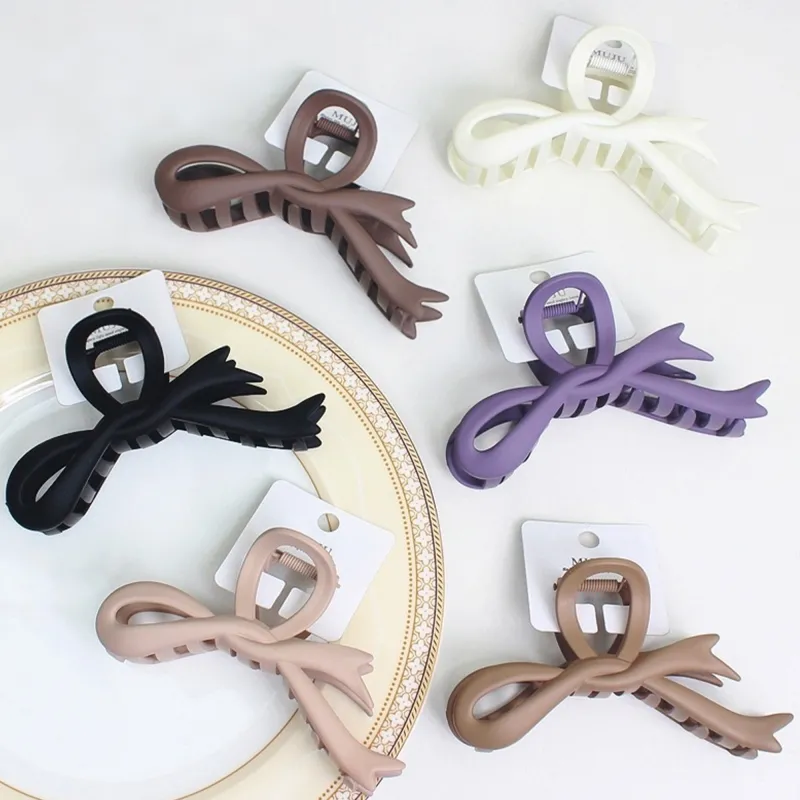 10PCS Mallard-style large hairpin with bow, matte spray paint, claw clip, high-end feel, for the back of the head, hair styling, shark clip Black-6