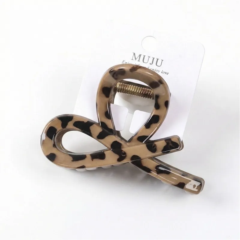 10PCS Sweet and cool style leopard print hair clip with a high-end feel, single piece with hang tag, simple brown hair clip, shark clip for the back of the head