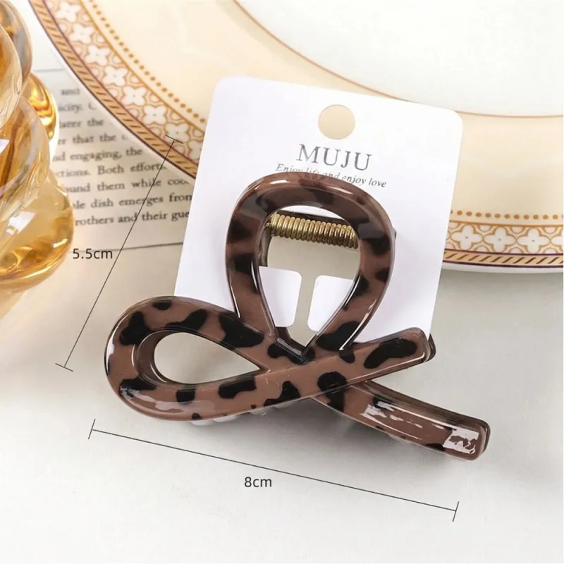 10PCS Sweet and cool style leopard print hair clip with a high-end feel, single piece with hang tag, simple brown hair clip, shark clip for the back of the head Brown-2