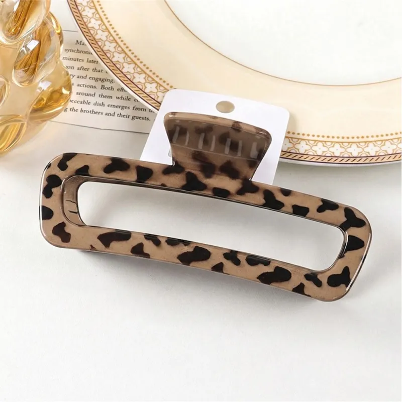 10PCS Sweet and cool style leopard print hair clip with a high-end feel, single piece with hang tag, simple brown hair clip, shark clip for the back of the head Khaki-2