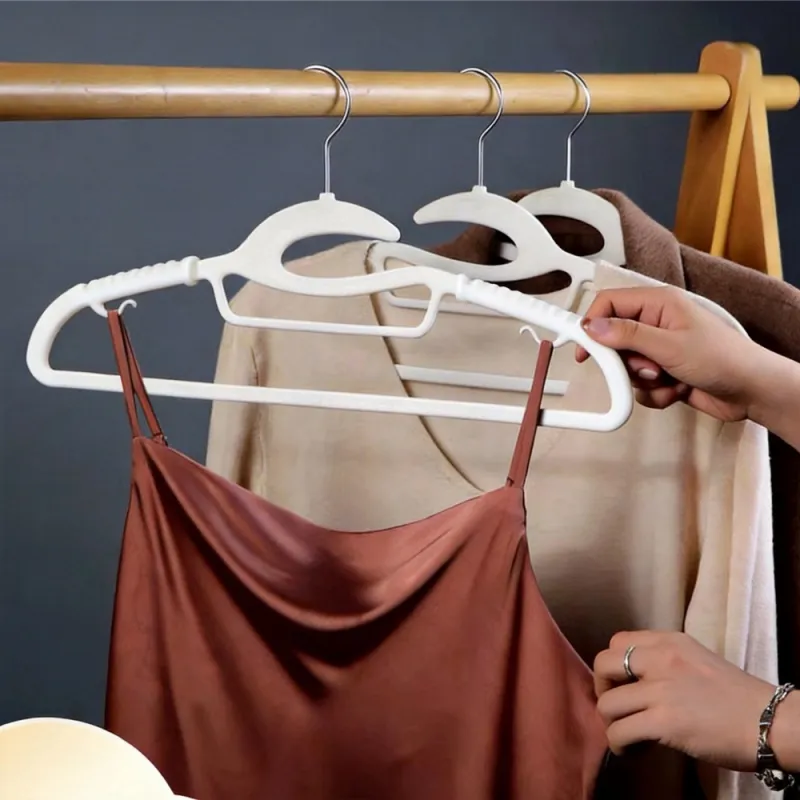 12pcs Plastic Clothes Hangers Dry Wet Hangers Space Saving Clothes Hangers, Durable Clothes Hangers with Non-Slip Pads, Clothes Hanger for Bedroom Closet Wardrobe for Shirts, Pants, Scarves Gray-2