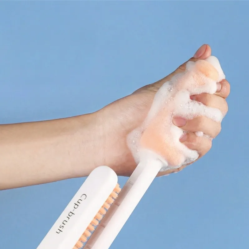 3-in-1 double-ended bottle brush, a versatile household cleaning brush with sponge for washing cups and bottles. White-5