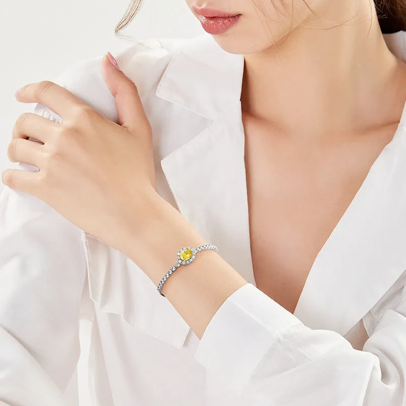 Colorful Zircon Pigeon Egg Stretch Bracelet for Women Fashion Multicolor Gemstone Diamond Starry Design Yellow-3