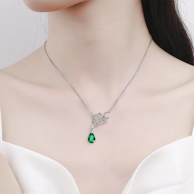 Creative Leaf Inlaid Imitation Emerald Necklace, European and American Jewelry Green-3