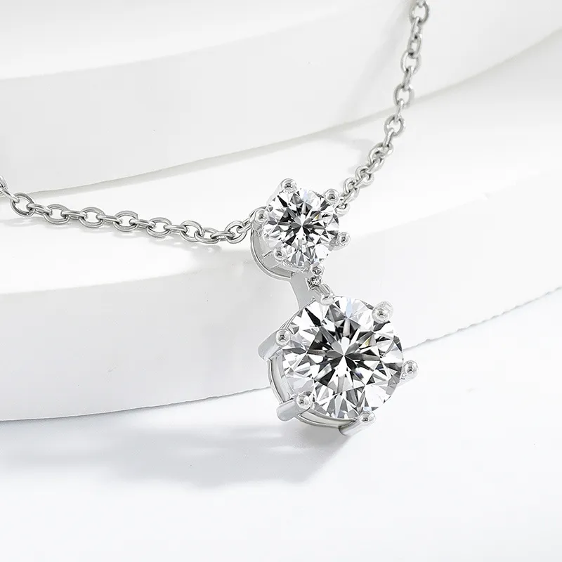 Elegant Classic Six-Claw Simulated Diamond Necklace, Moissanite-Style Pendant, High-End Jewelry Silver-2
