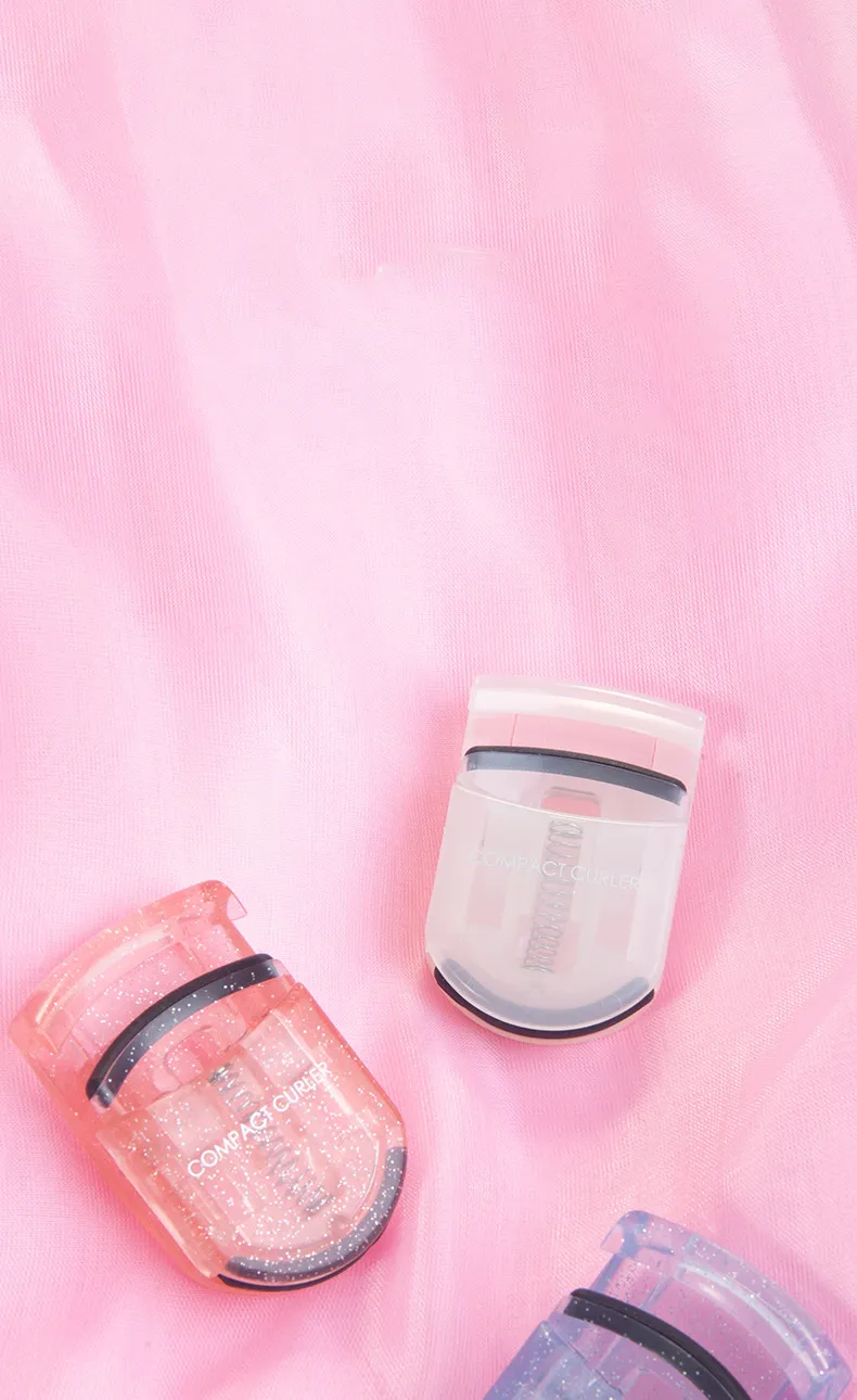 Eyelash curler with press-type wide-angle silicone design for precise and long-lasting curling of individual eyelashes. Blue-1