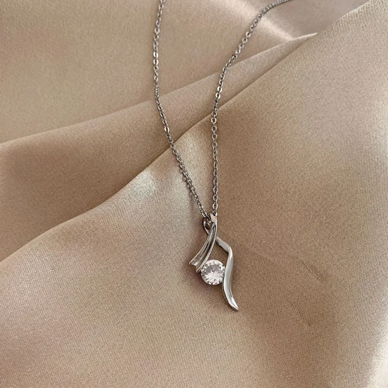 Fashion Zircon Necklace for Women, Korean Style Simple Pendant Choker, Women's Valentine's Day Gift Silver-2