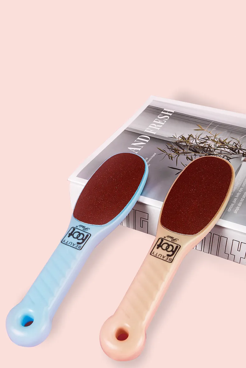 Japanese foot file/grater for removing dead skin and calluses, double-sided foot scrub/file for exfoliating and smoothing heels. Black-1