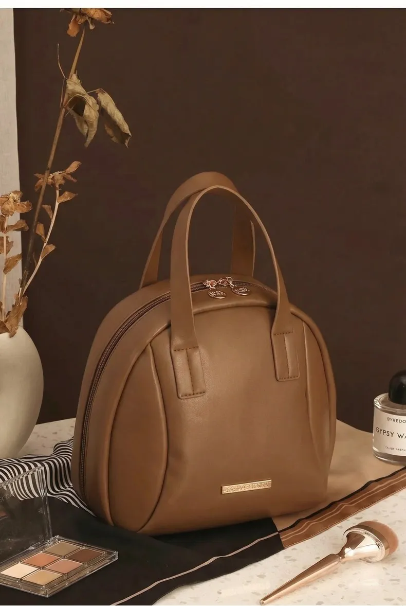 Large-Capacity Portable Women's Shell Makeup Bag, Layered, Waterproof Toiletry Bag, Handheld Vintage Storage Bag Brown-3