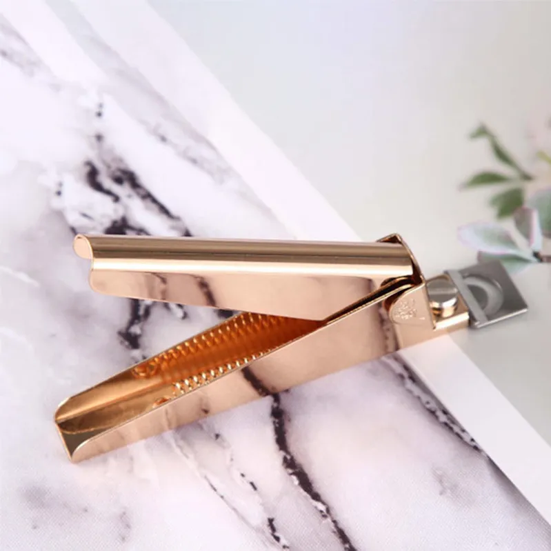 Nail art straight-edge nail clipper, U-shaped French manicure DIY nail clipper, nail art tools. Gold-2