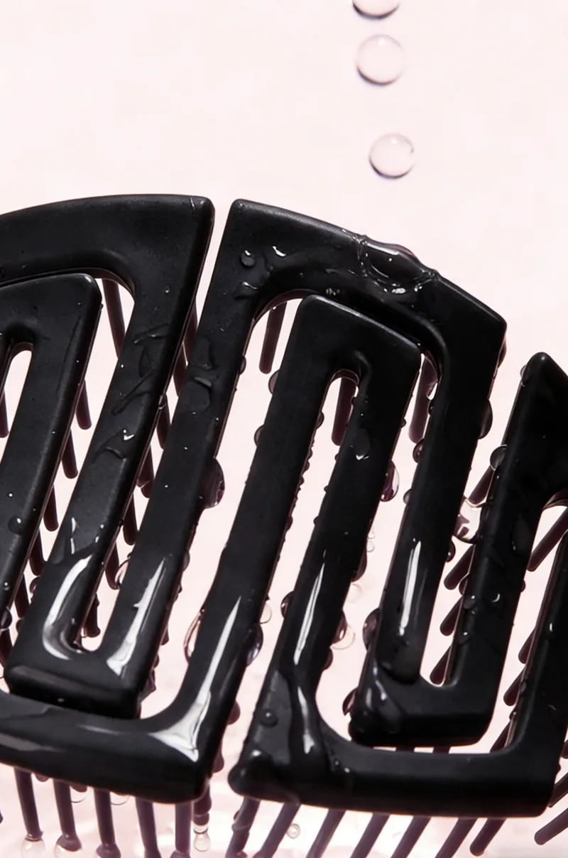 Retro Pompadour Hollow Hair Styling Comb Dual-Use Wet and Dry Massage Bone Comb Curved Large Comb Purple S-1