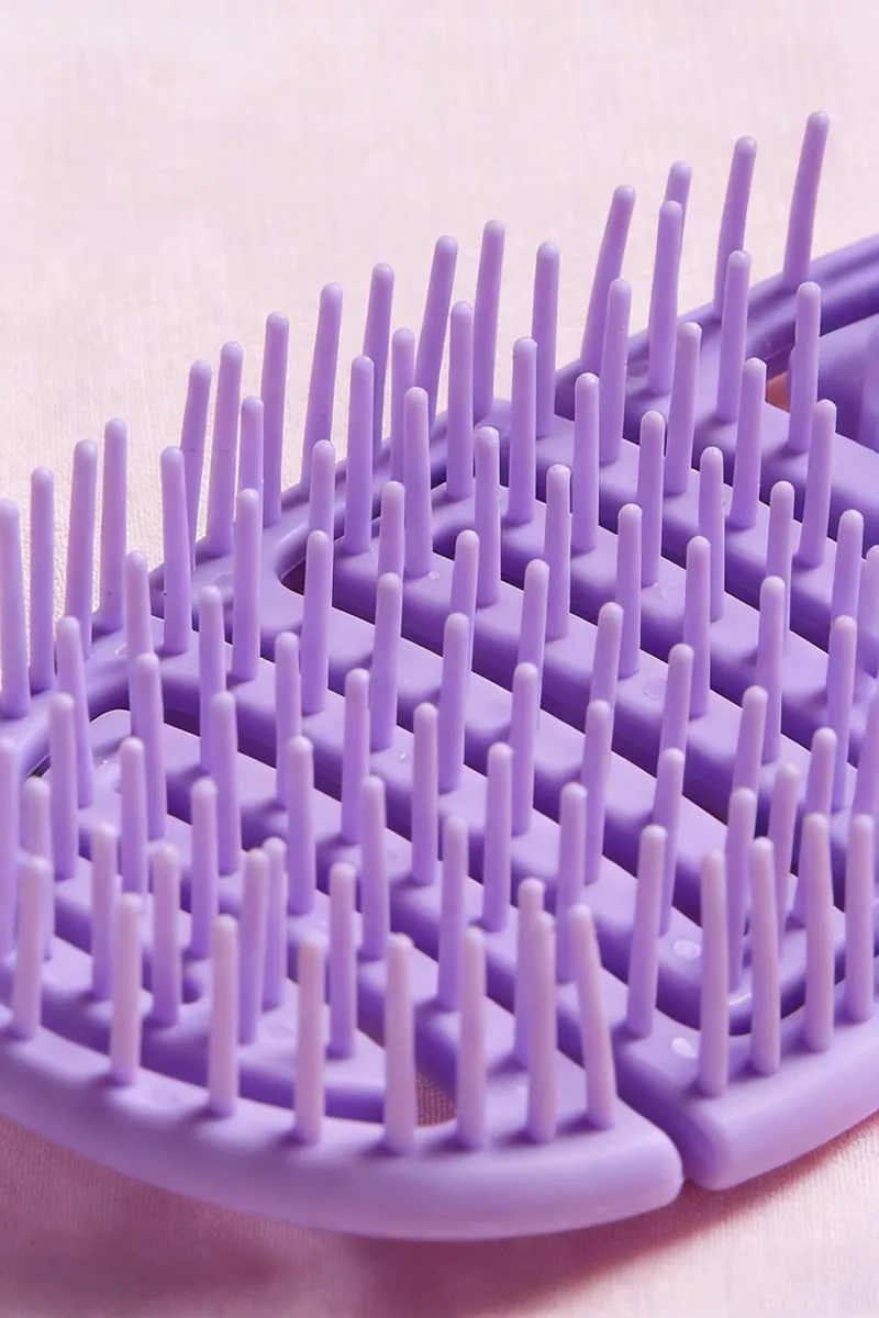 Retro Pompadour Hollow Hair Styling Comb Dual-Use Wet and Dry Massage Bone Comb Curved Large Comb Purple S-6