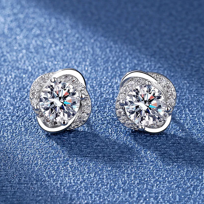 Hot-Selling Japan and Korea Four-Leaf Clover Stud Earrings for Women, Full Diamond Earrings, European and American Series Gifts Silver-2