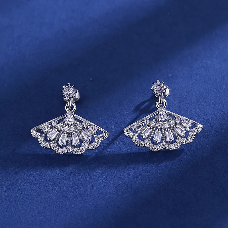 Korean-style light luxury long fan-shaped stud earrings with tassels, minimalist design with subtle inlay, versatile jewelry Silver-4