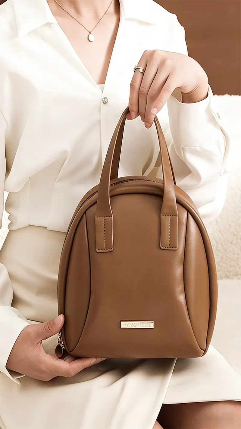 Large-Capacity Portable Women's Shell Makeup Bag, Layered, Waterproof Toiletry Bag, Handheld Vintage Storage Bag Brown-1